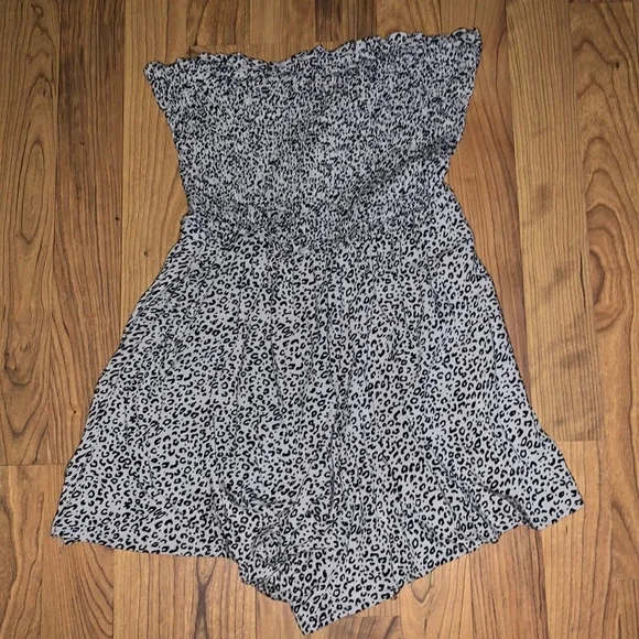 Romper - Picture 1 of 1